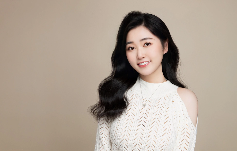 Portrait of Wenyi Yang